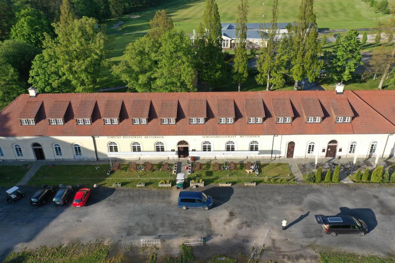Zamecky Hotel Metternich Velka Hledsebe Exterior photo